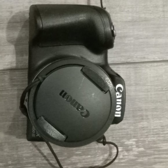 Canon Powershot PC2153 with Case & Charger - Picture 3 of 4